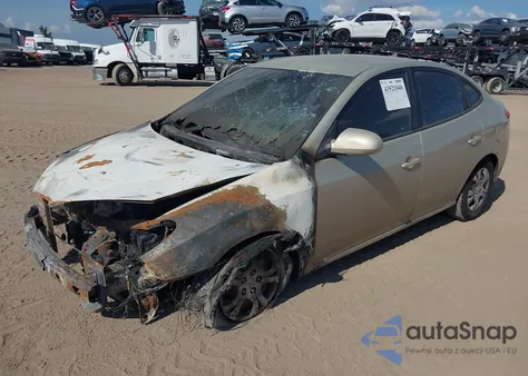 2010 Hyundai Elantra Gls z USA, uszkodzony, nr VIN KMHDU4AD2AU202441